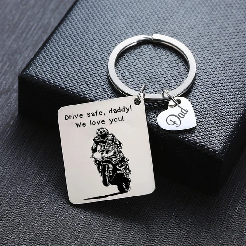 PERSONALISED DAD KEYCHAIN MISS YOU MY DAD GREAT LOVE FATHER’S DAY GIFT I LOVE YOU